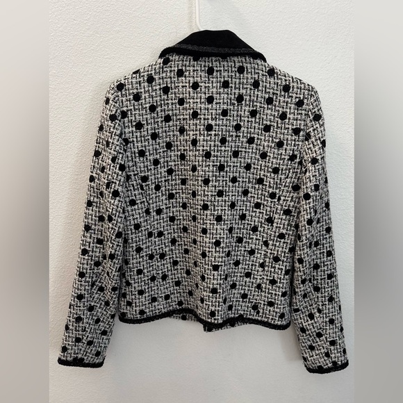NWT Kathy Ireland Stylish Black and White Women's Jacket size Small - Picture 4 of 6